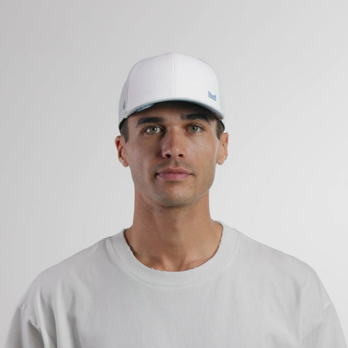 The model-image of the melin Vintage Fit A-Game Icon Hydro hat in clear lake