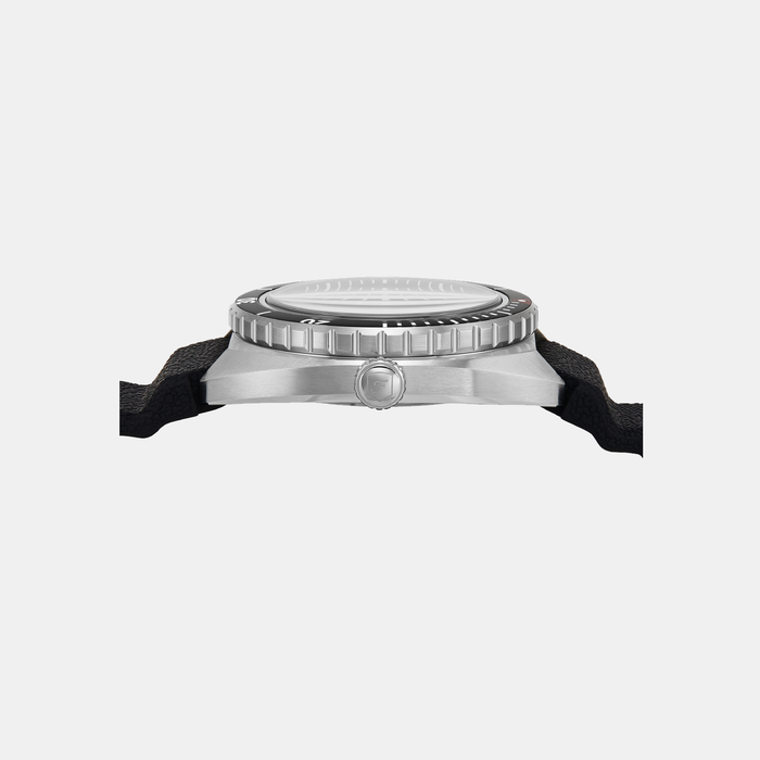 Fossil 42 mm Round Quartz watch