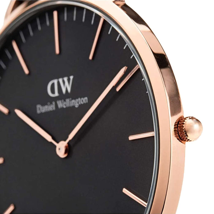Daniel Wellington Men Round Black watch