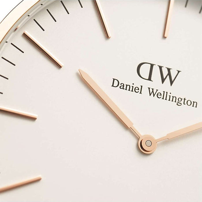 Daniel Wellington Men Round White watch