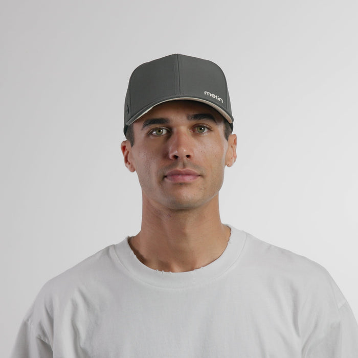 The model-image of the melin Vintage Fit Compass Hydro hat in faded black