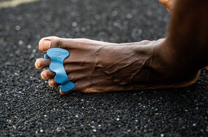 Correct Toes Sport on bare foot