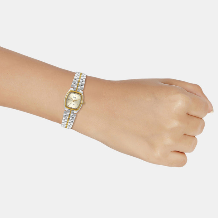 Enticer Women Quartz Gold Dial Analog Stainless Steel Watch A2272