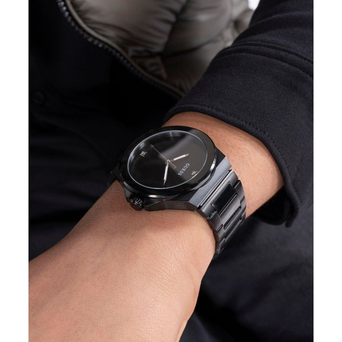 Guess Round Quartz Analog Men watch