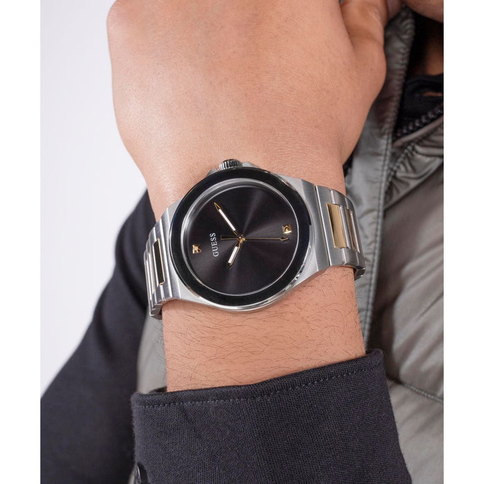 Gd Vinyl Men Quartz Black Dial Analog Stainless Steel Watch Gw0833G3