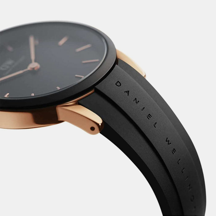 Daniel Wellington Men Round Black watch