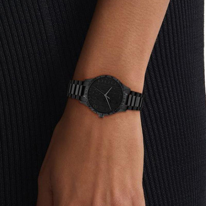 Iconic Unisex Quartz Black Dial Analog Stainless Steel Watch 25200344