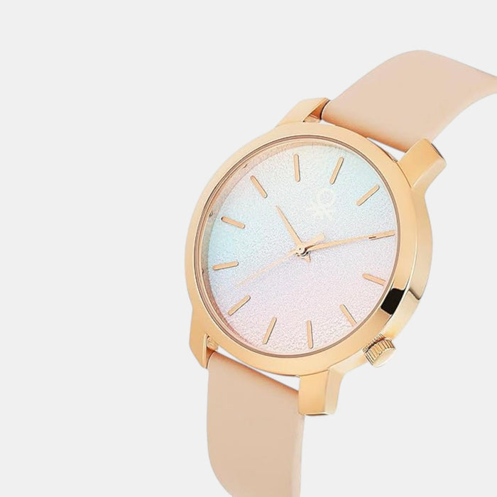 Iconic Women Quartz Pink Dial Analog Leather Watch UWUCL0707