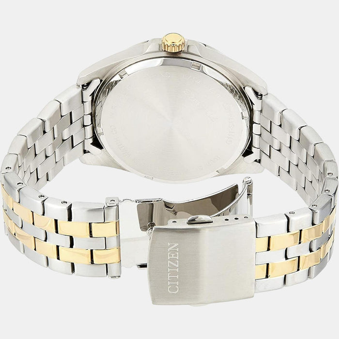 Citizen 42 mm Round Quartz watch
