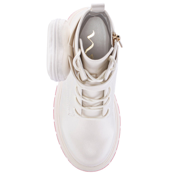 MILLY-IVORY