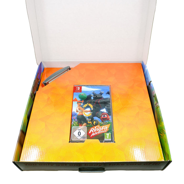 Ring Fit Adventure für Nintendo Switch – Blick in die geöffnete Big Box mit dem Spiel in Originalhülle und dem Ring-Con-Zubehör