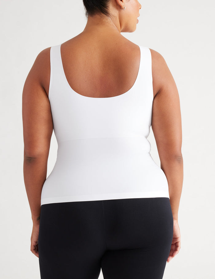 Candice is a 40DD and wears a Knix size XXL | Back view of model wearing the LuxeLift Scoop Neck Tank, highlighting the neckline, strap design, and silhouette | White