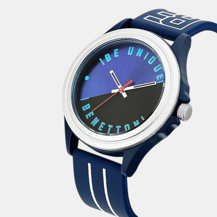Signature Men Quartz Multicolour Dial Analog Silicone Watch UWUCG0312