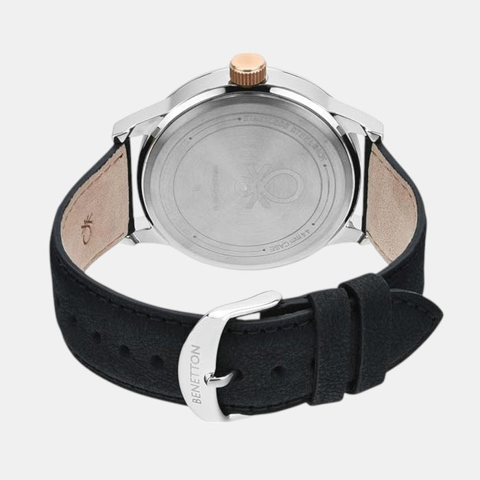 Social Men Quartz Black Dial Analog Leather Watch UWUCG0101
