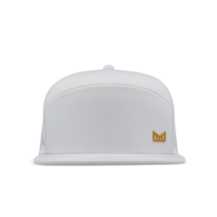 The front view of the melin Trenches Icon Hydro  Horizon Fit in  White / Gum