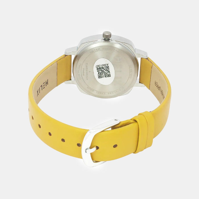 Women Quartz Beige Dial Analog Leather Watch TW057HL00