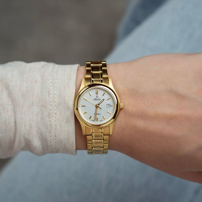 Women Quartz Silver Dial Analog Stainless Steel Watch 20348.45.21